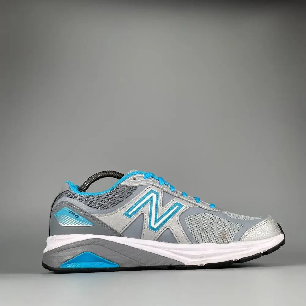 New Balance 1540 V3 Women's Size 10 B Silver Blue Athletic Shoe Casual Sneakers